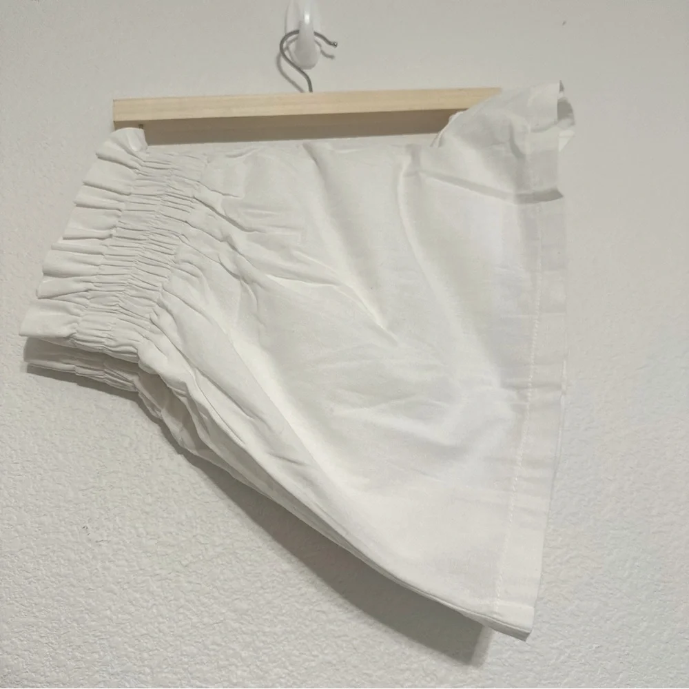 NWT*Set* Fashion Nova, ‘Still Workin’, Women's White Belted Jacket and Shorts - Picture 15 of 16